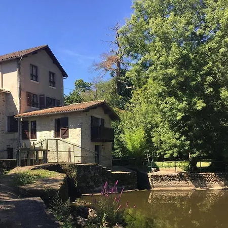 Holiday home Le Moulin De L'anglee