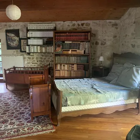 Сasa de vacaciones Le Moulin De L'anglee *