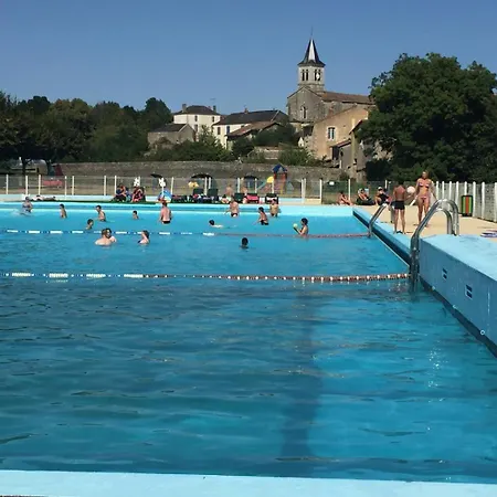 Le Moulin De L'anglee Сasa de vacaciones Sanxay