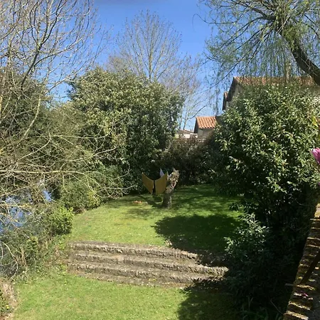 Le Moulin De L'anglee Sanxay