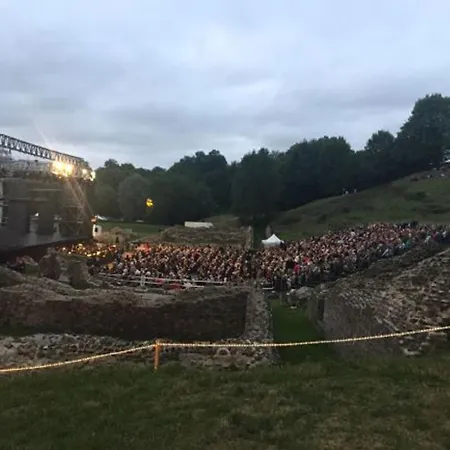 Le Moulin De L'anglee