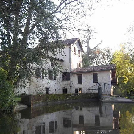 Le Moulin De L'anglee *