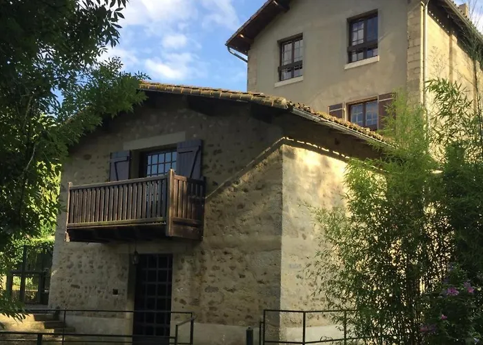 Casa de Férias Le Moulin De L'anglee