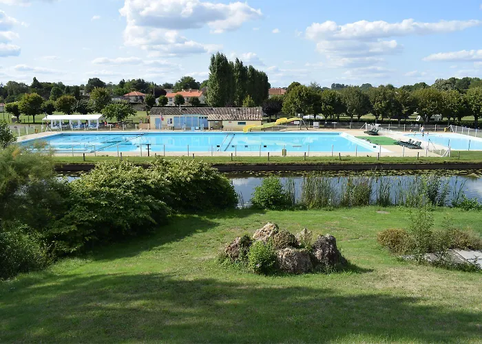 Casa de Férias Le Moulin De L'anglee *
