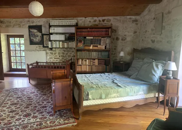 Casa de Férias Le Moulin De L'anglee *