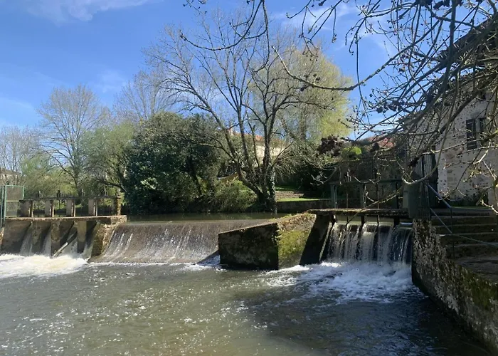 Le Moulin De L'anglee Casa de Férias *