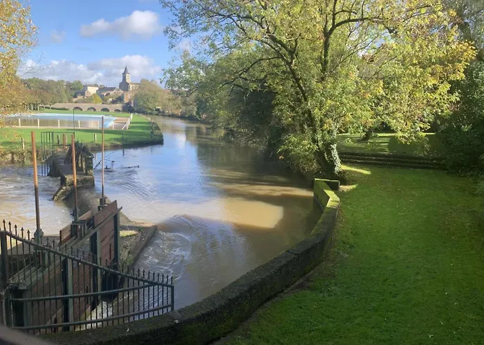 Casa de Férias Le Moulin De L'anglee *