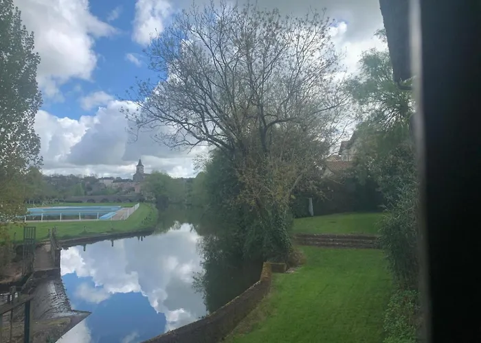 Le Moulin De L'anglee Casa de Férias *